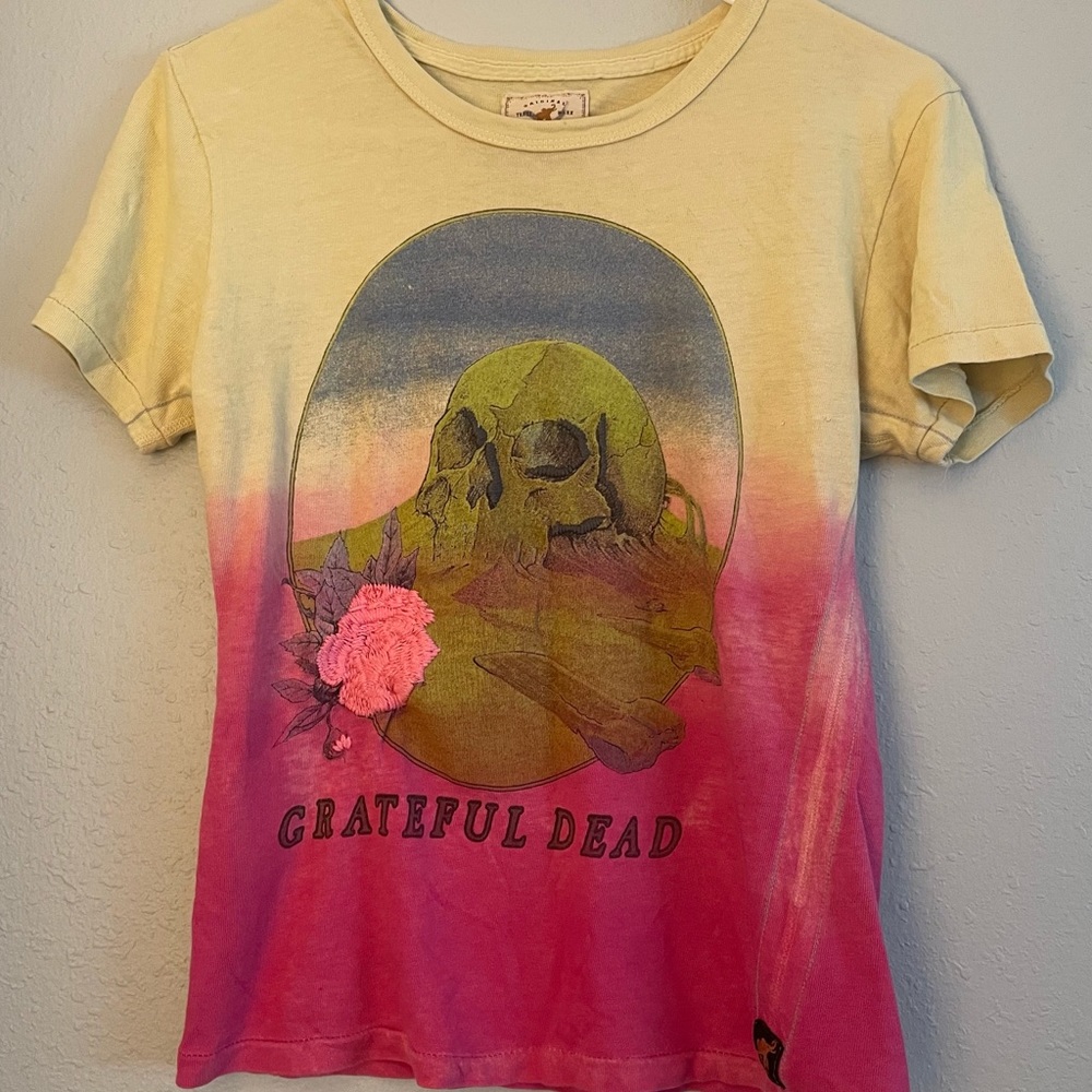 Trunk LTD Tops | Yellow/Pink Trunk Limited Grateful Dead Embroidered | Size: S |